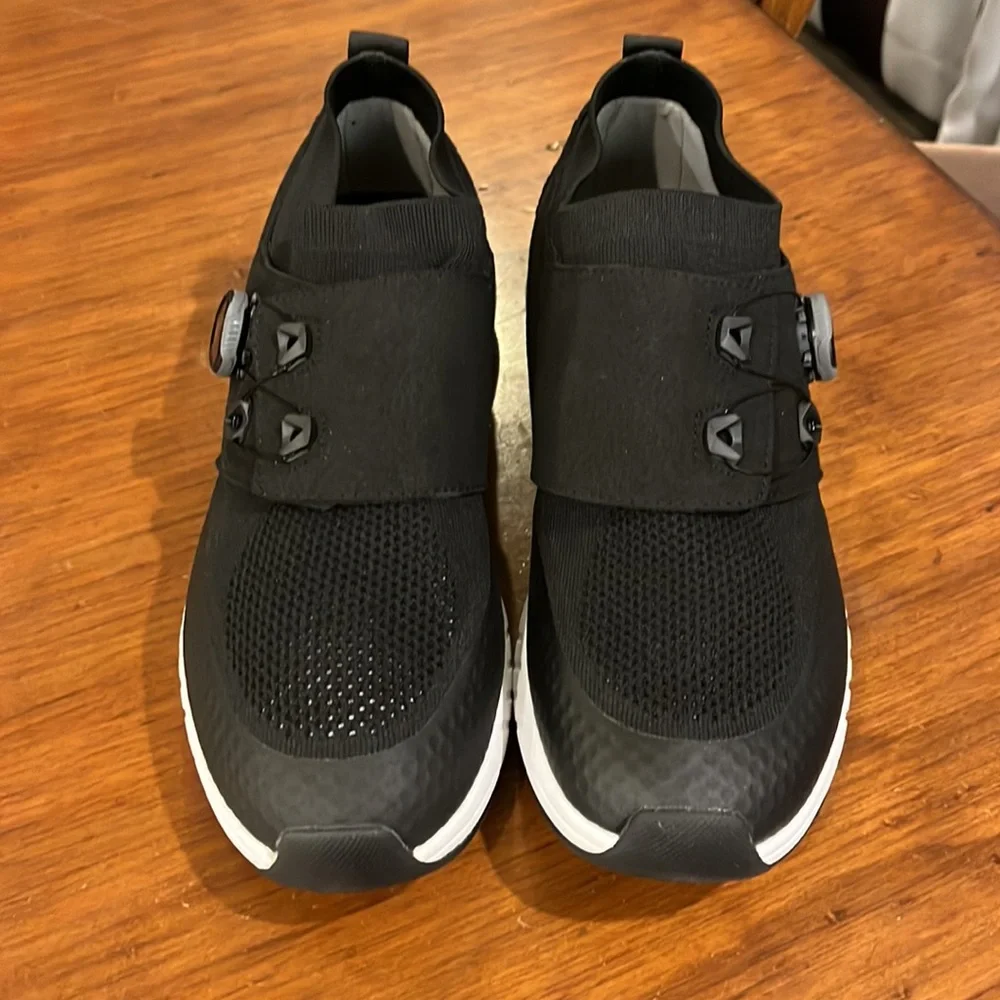 The North Face new without